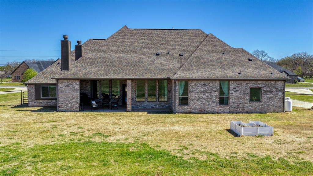 122 Altom Road Springtown, TX 76082 - Photo 24 of 38