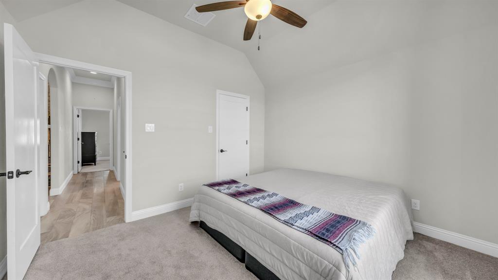 122 Altom Road Springtown, TX 76082 - Photo 34 of 38