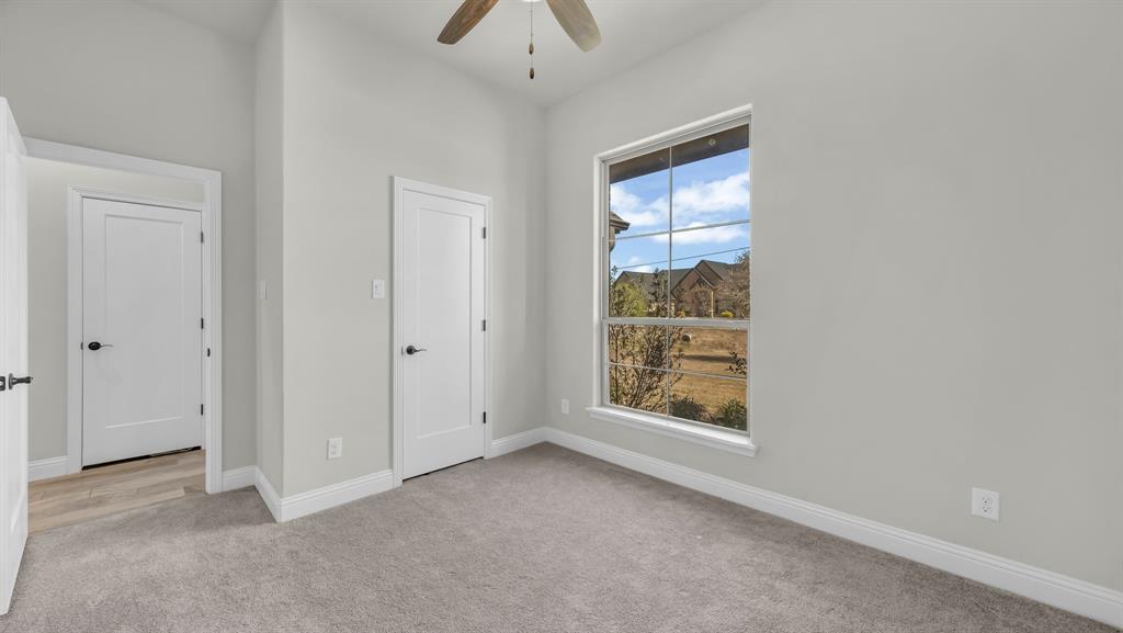 122 Altom Road Springtown, TX 76082 - Photo 35 of 38