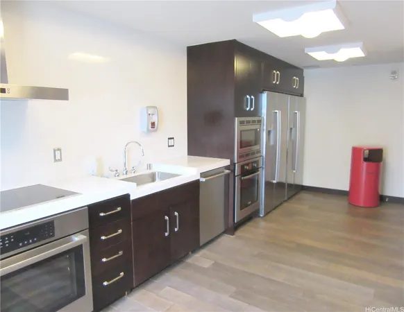 $5,000 | 1189 Waimanu Street, Unit 1706, Honolulu, HI 96814