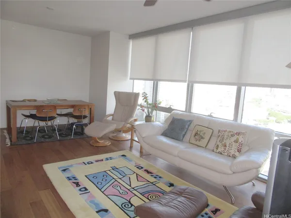 $5,000 | 1189 Waimanu Street, Unit 1706, Honolulu, HI 96814