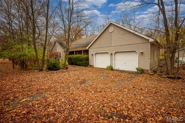 $245,000 | 1812 Calico Road, Marion, IL 62959