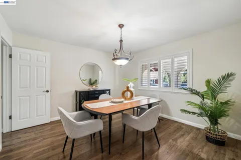 $1,699,000 | 7403 Hillsdale Drive, Pleasanton, CA 94588