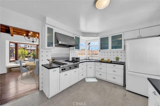 $2,099,000 | 616 Rushville Street, La Jolla, CA 92037