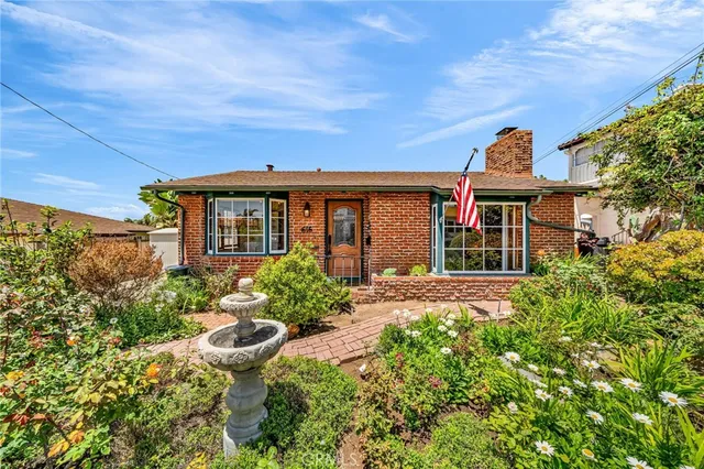 $2,099,000 | 616 Rushville Street, La Jolla, CA 92037