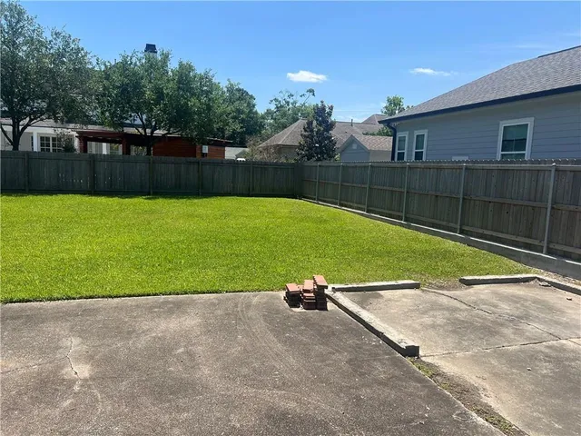 $315,000 | 247 Little Farms Avenue, River Ridge, LA 70123