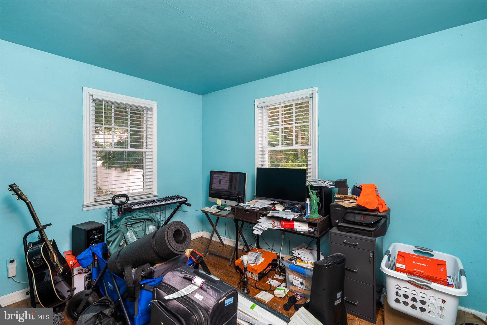 319 Station Road Roebling, NJ 08554 - Photo 11 of 15 a room with musical instruments