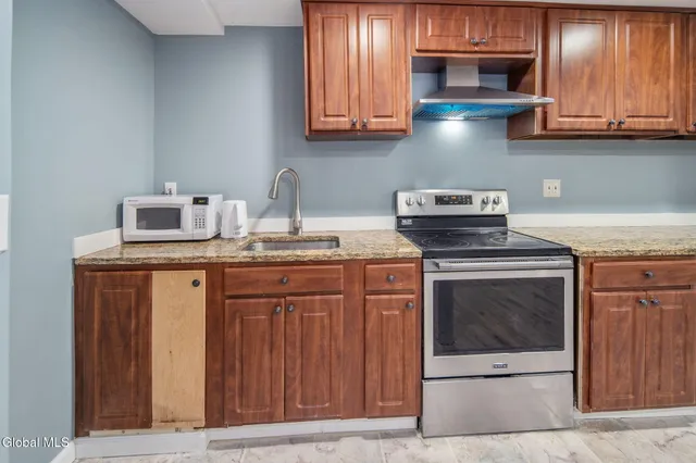 $450,000 | 2101 State Highway 9N, Lake George, NY 12845