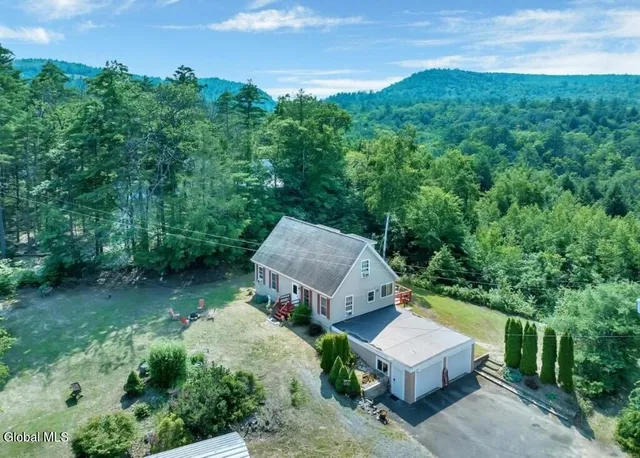 $450,000 | 2101 State Highway 9N, Lake George, NY 12845