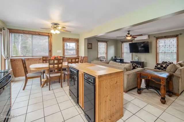 $450,000 | 2101 State Highway 9N, Lake George, NY 12845