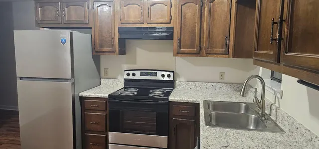 $1,250 | 5101 North Moore Lane, Unit A, Chattanooga, TN 37411