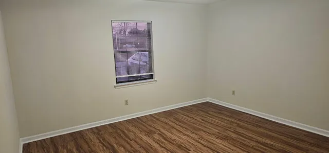 $1,250 | 5101 North Moore Lane, Unit A, Chattanooga, TN 37411