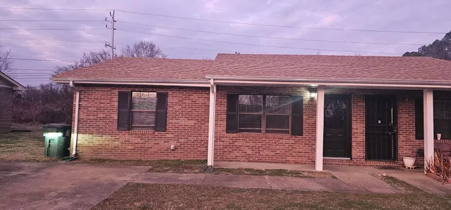 $1,250 | 5101 North Moore Lane, Unit A, Chattanooga, TN 37411