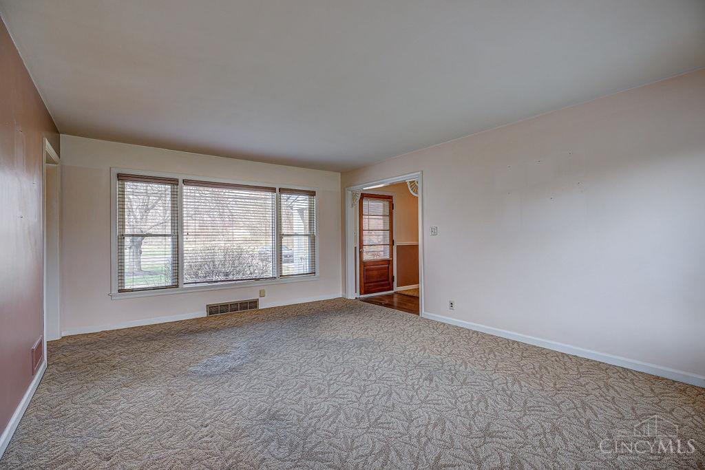 4210 Hamilton Cleves Road Fairfield, OH 45014 - Photo 11 of 26