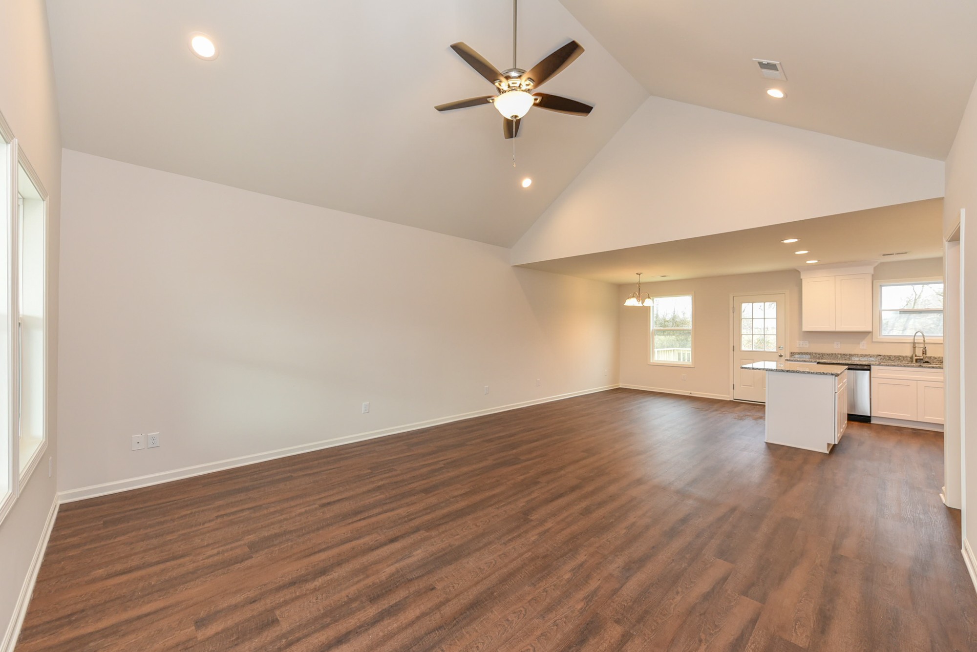 105 Chipman Road Bethpage, TN 37022 - Photo 6 of 29 Gallery Image 6