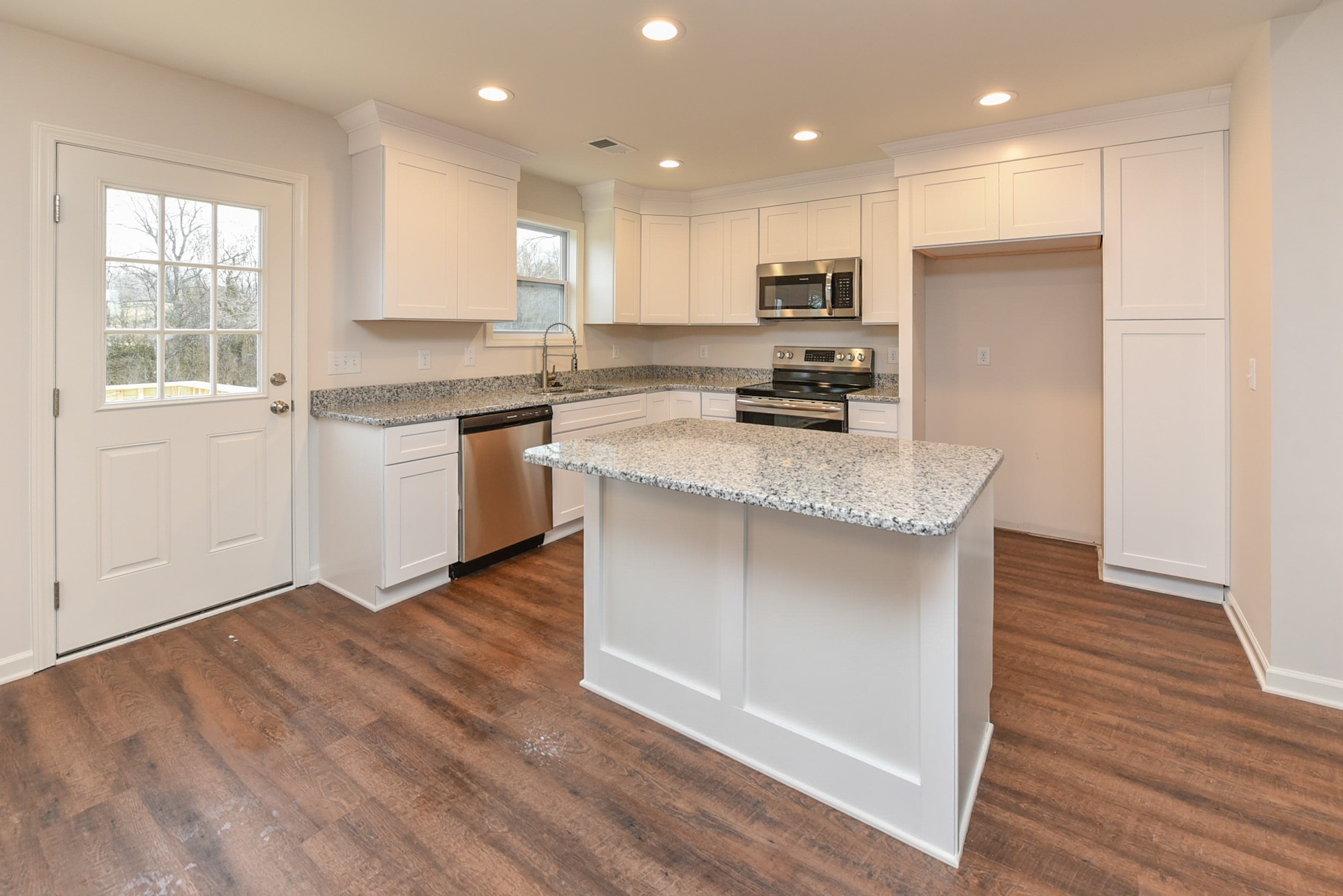 105 Chipman Road Bethpage, TN 37022 - Photo 9 of 29 Gallery Image 9