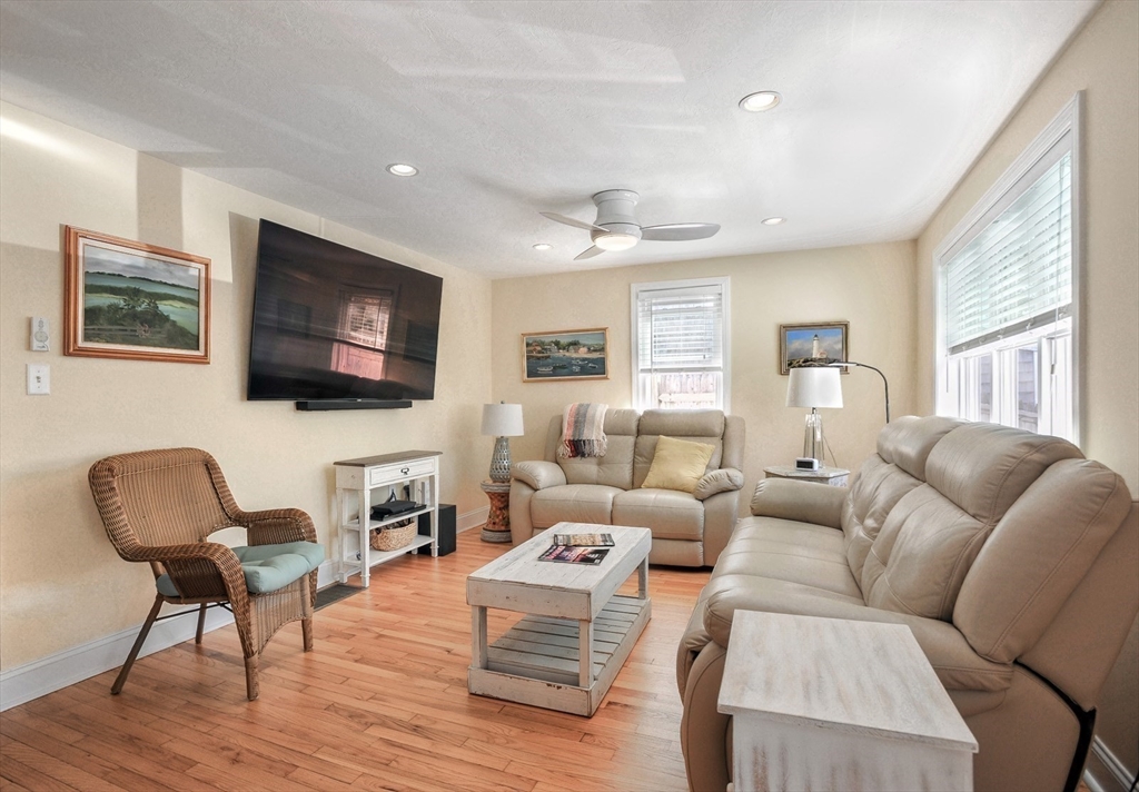 9 G Street Hull, MA 02045 - Photo 9 of 31