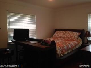 1445 Fairholme Road Grosse Pointe, MI 48236 - Photo 12 of 20 photo 1.jpg