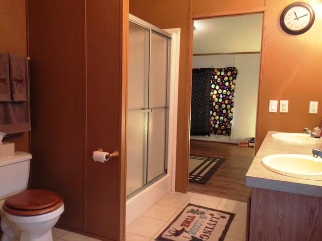 425 Busted Rock Road Old Fort, TN 37362 - Photo 13 of 31 425 Busted - 06 master bath shower