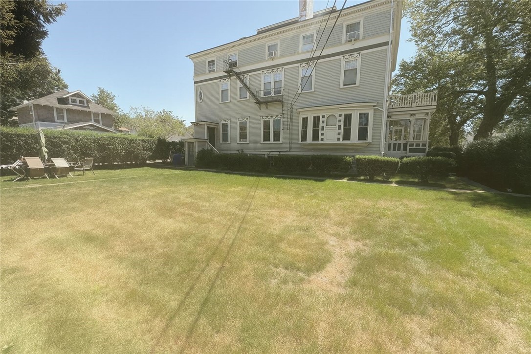 20 Berkeley Avenue, Unit 4 Newport, RI 02840 - Photo 10 of 10