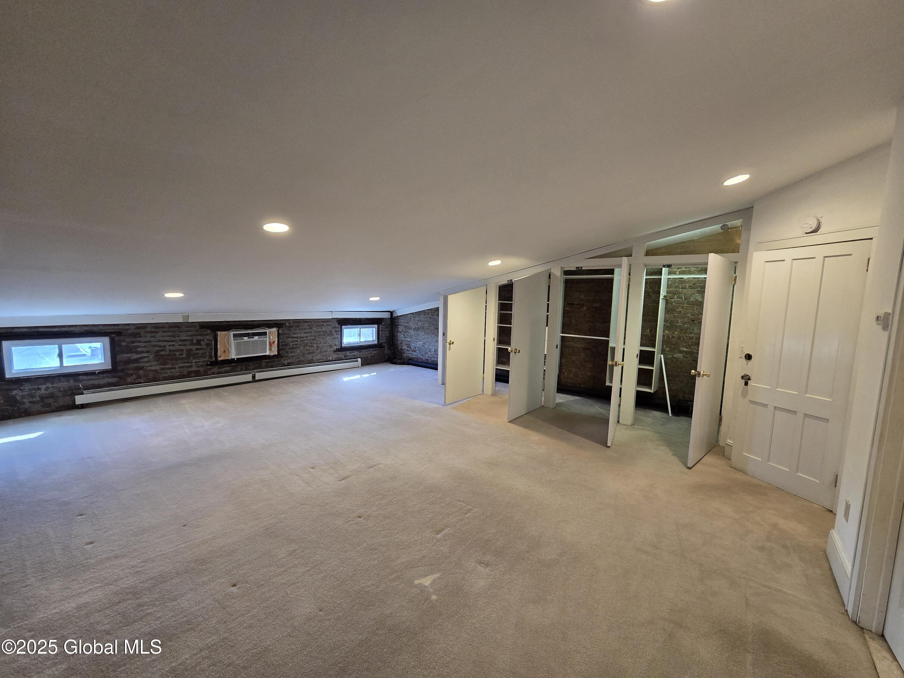 94 Chestnut Street Albany, NY 12210 - Photo 11 of 17 20250409_164049