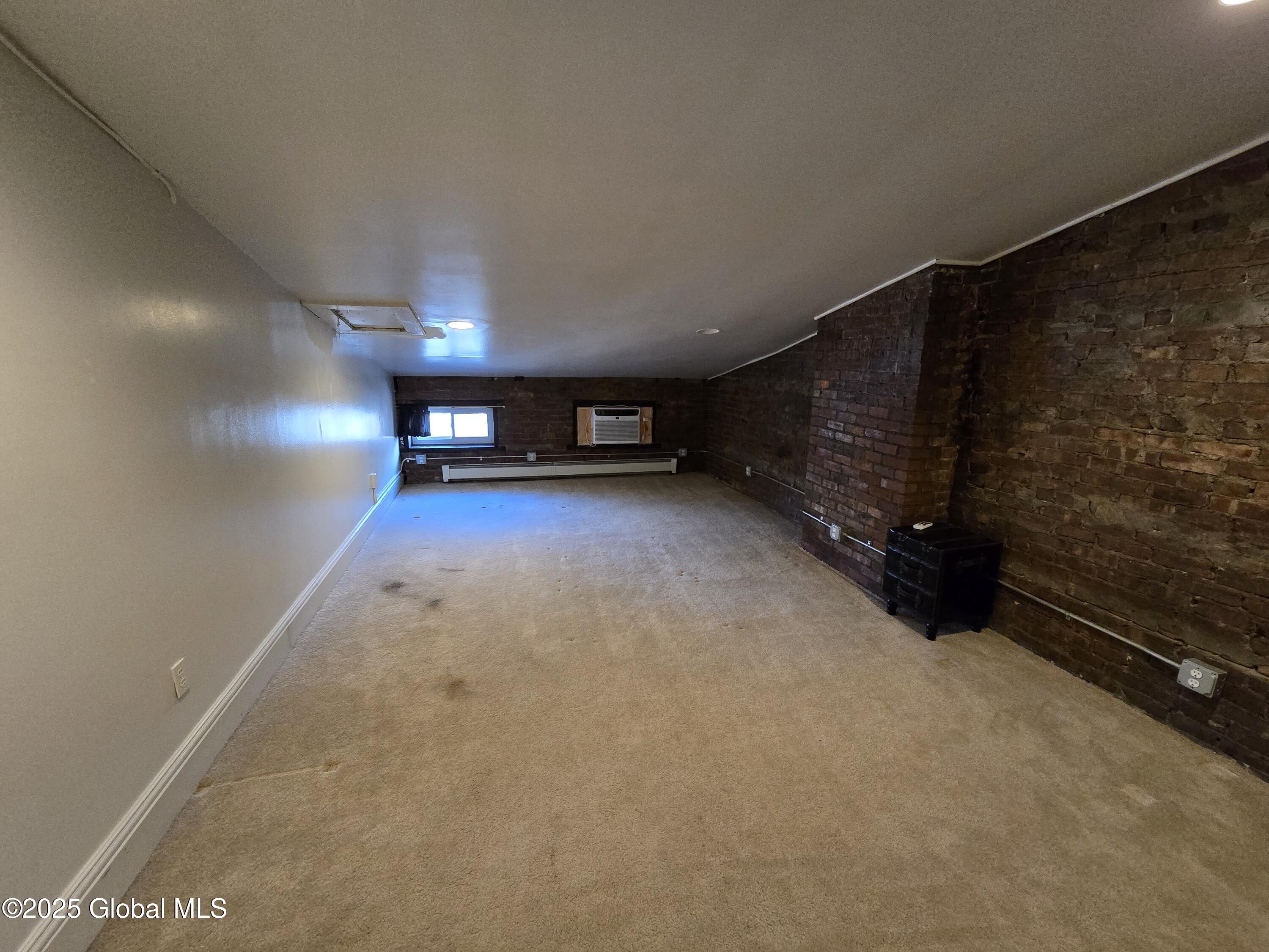 94 Chestnut Street Albany, NY 12210 - Photo 14 of 17 20250409_164304