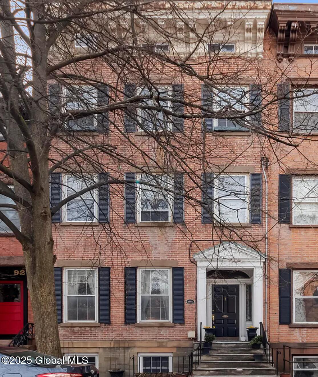 94 Chestnut Street Albany, NY 12210 - Photo 17 of 17 Front of building