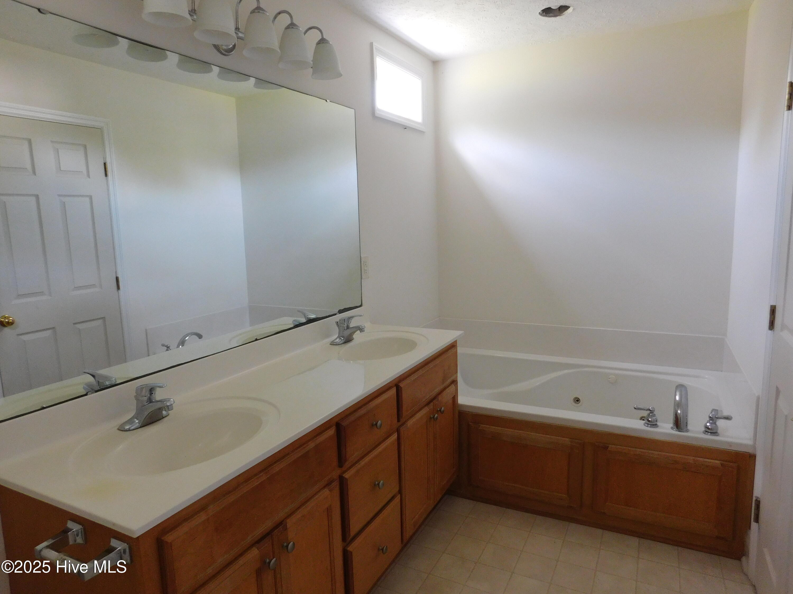 107 Robbie Lane New Bern, NC 28562 - Photo 16 of 28 DSCN3168