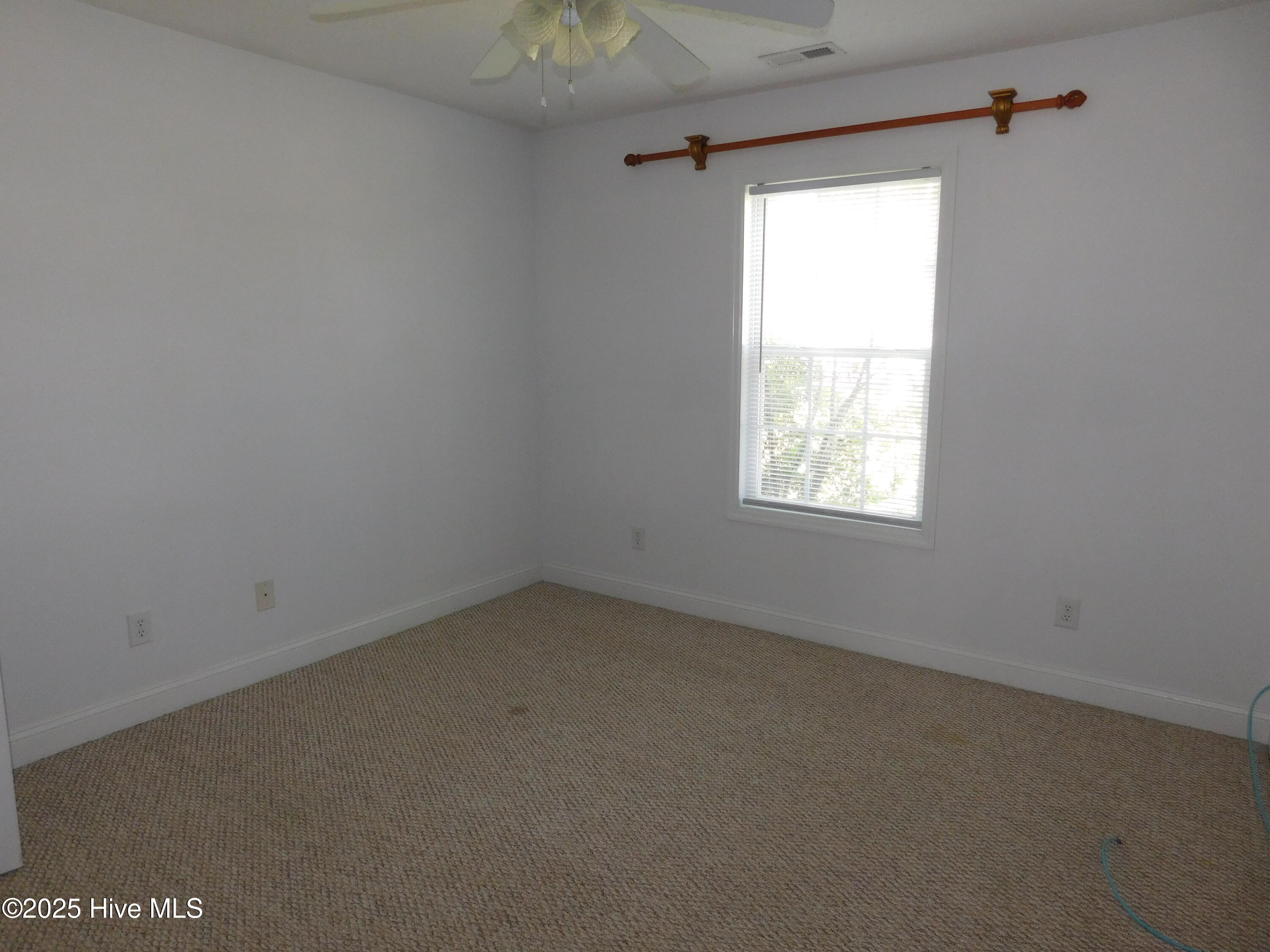 107 Robbie Lane New Bern, NC 28562 - Photo 18 of 28 DSCN3172