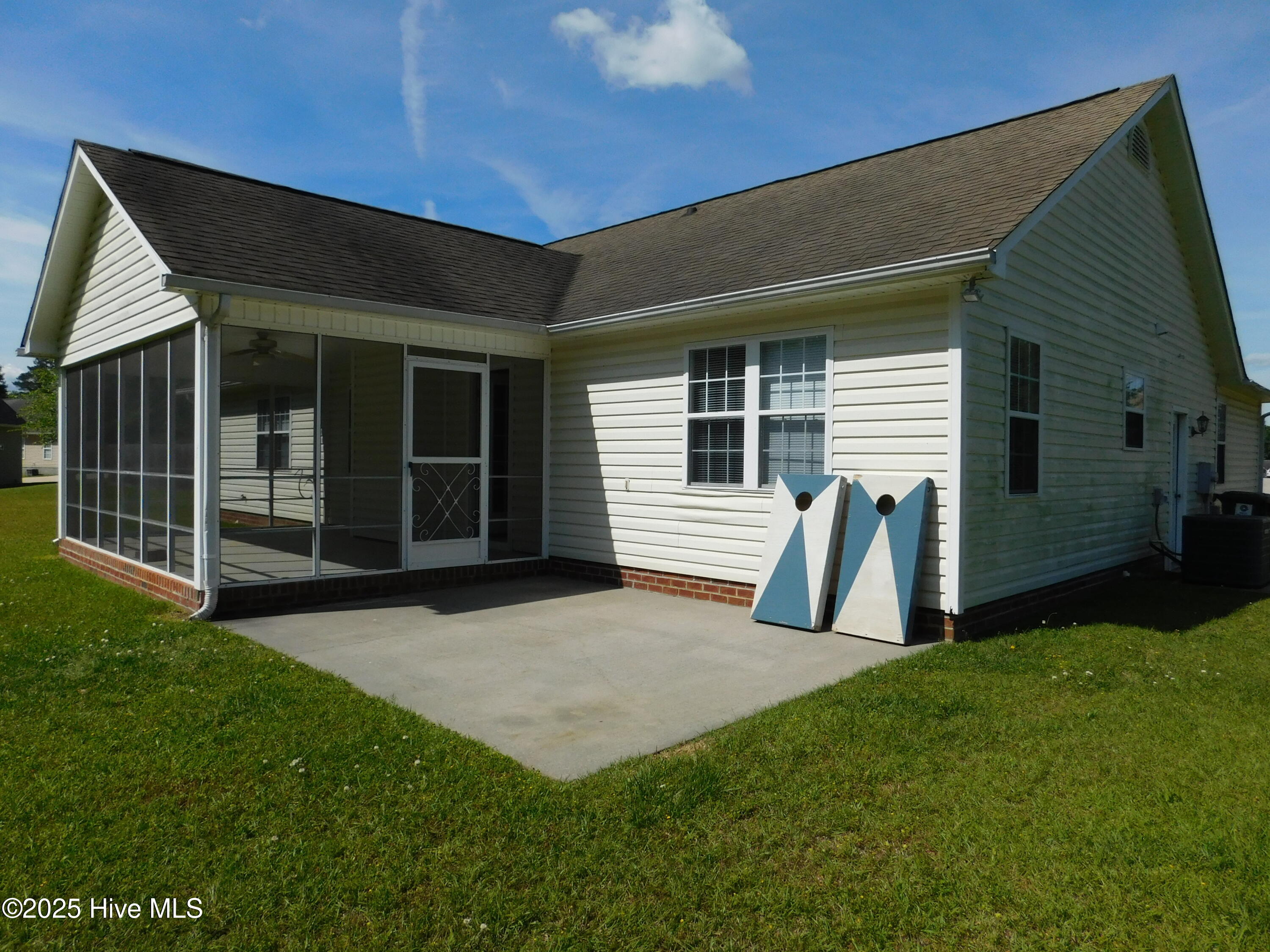 107 Robbie Lane New Bern, NC 28562 - Photo 24 of 28 DSCN3154