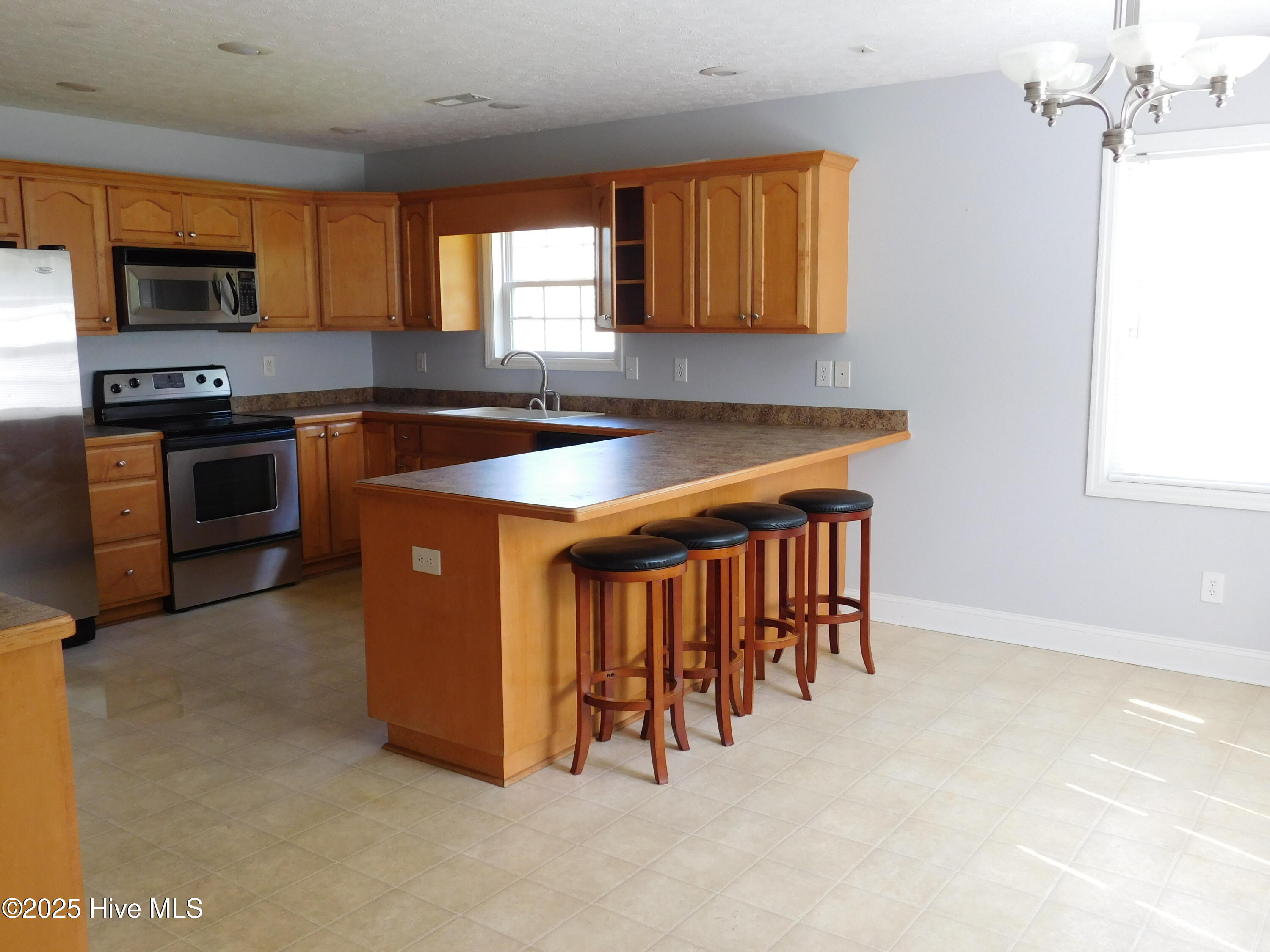 107 Robbie Lane New Bern, NC 28562 - Photo 7 of 28 DSCN3149