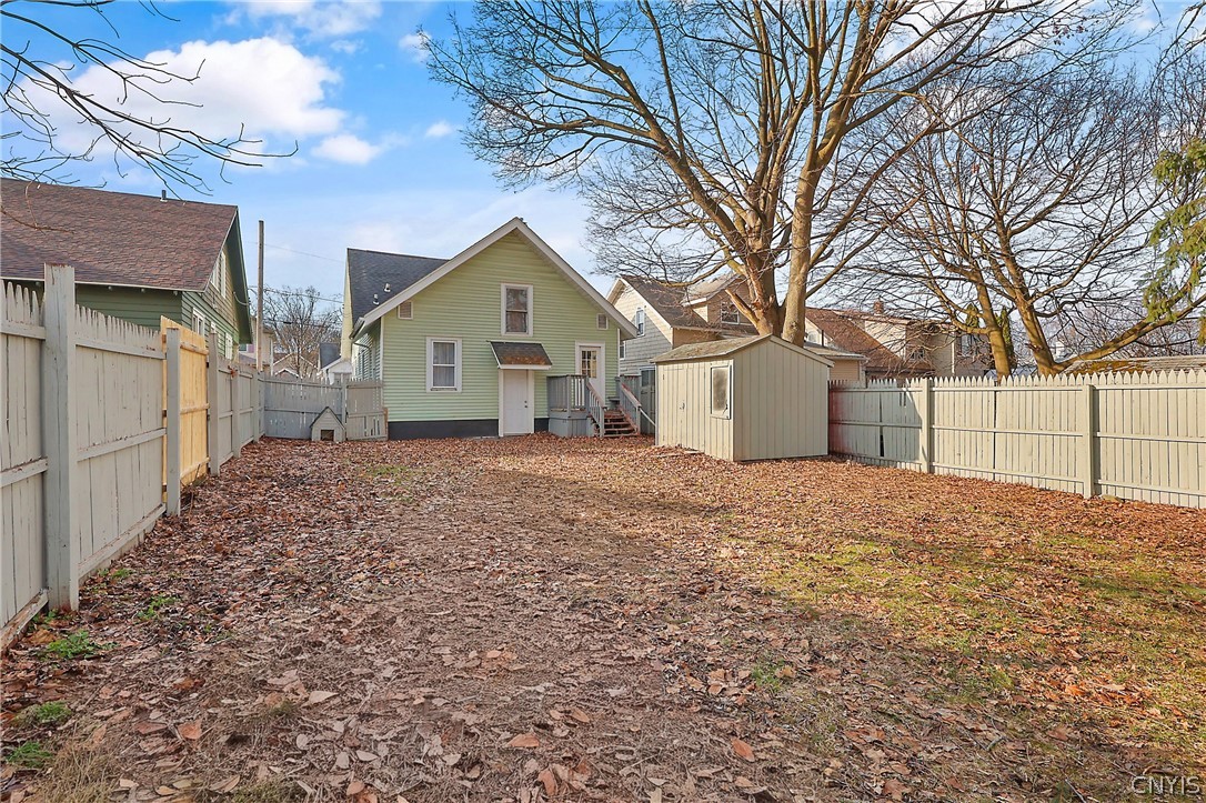 131 Winthrop Road Syracuse, NY 13206 - Photo 31 of 32