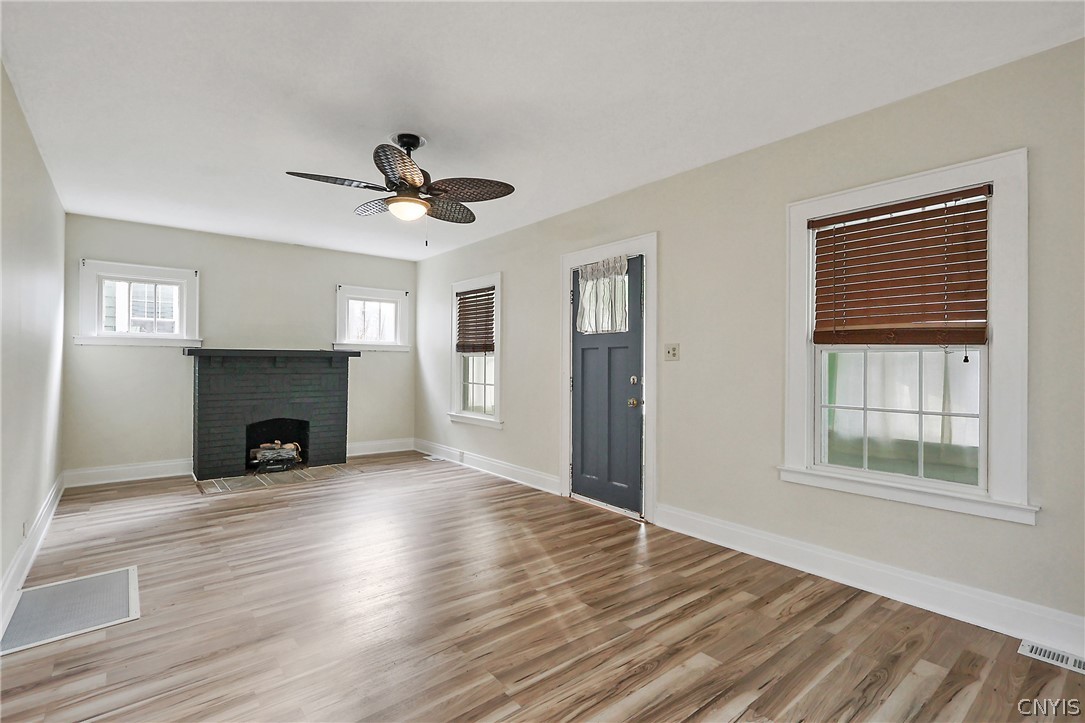 131 Winthrop Road Syracuse, NY 13206 - Photo 8 of 32