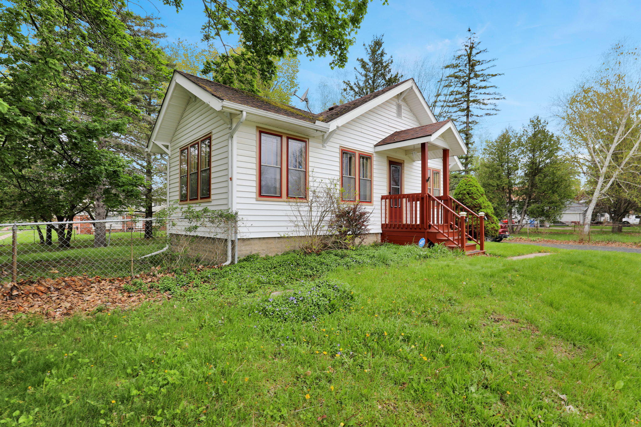4308 Pleasant Grove Road Lansing, MI 48910 - Photo 25 of 26 25-web-or-mls-Open Ended Media-1