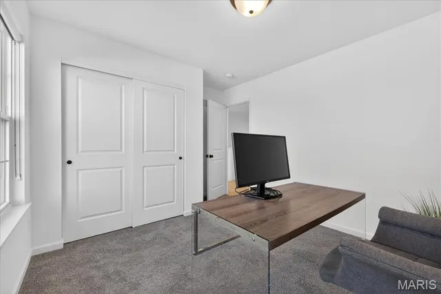 $355,000 | 203 Homestretch Lane, Wentzville, MO 63385