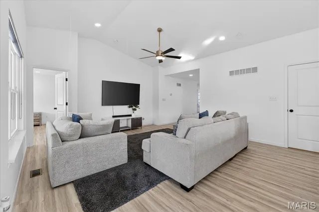 $355,000 | 203 Homestretch Lane, Wentzville, MO 63385