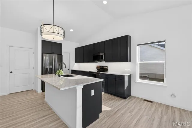 $355,000 | 203 Homestretch Lane, Wentzville, MO 63385