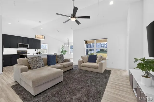 $355,000 | 203 Homestretch Lane, Wentzville, MO 63385