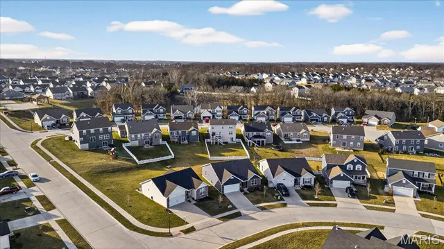 $355,000 | 203 Homestretch Lane, Wentzville, MO 63385