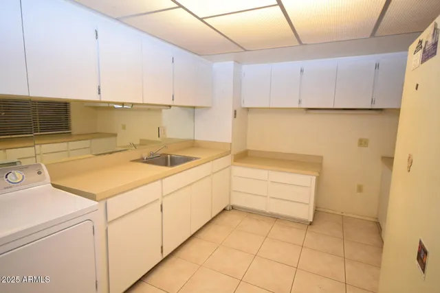 $650,000 | 3926 East Laurel Lane, Phoenix, AZ 85028