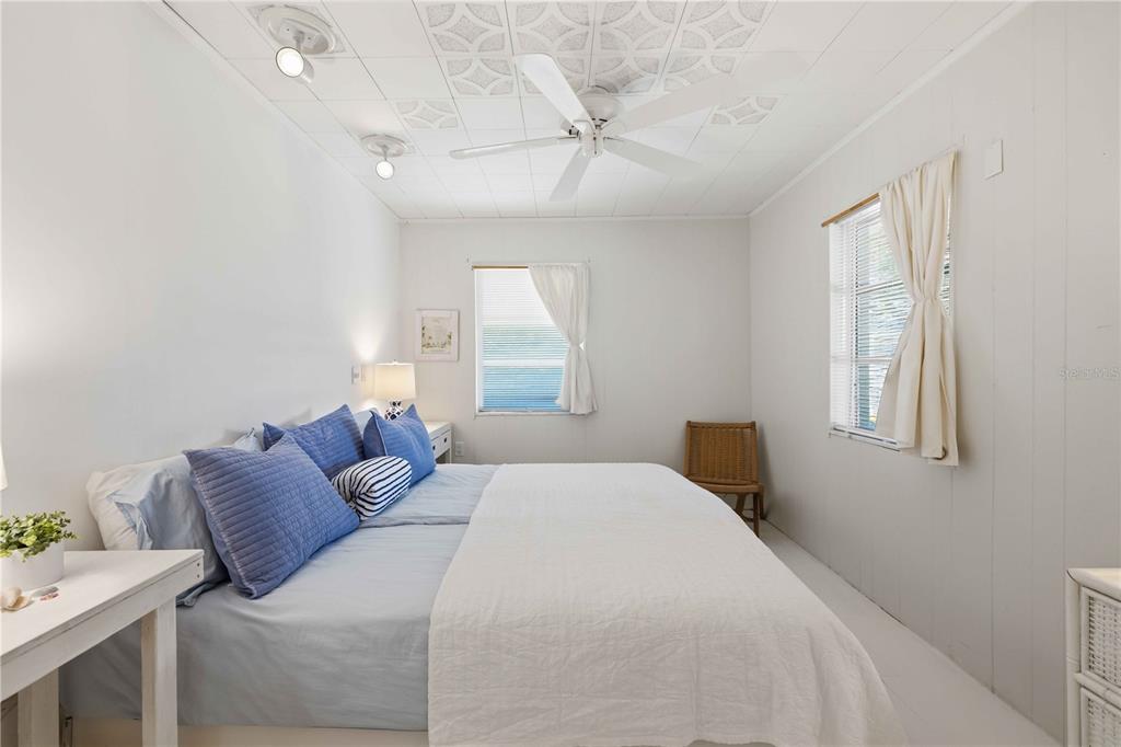 624 Bayshore Road Nokomis, FL 34275 - Photo 30 of 73