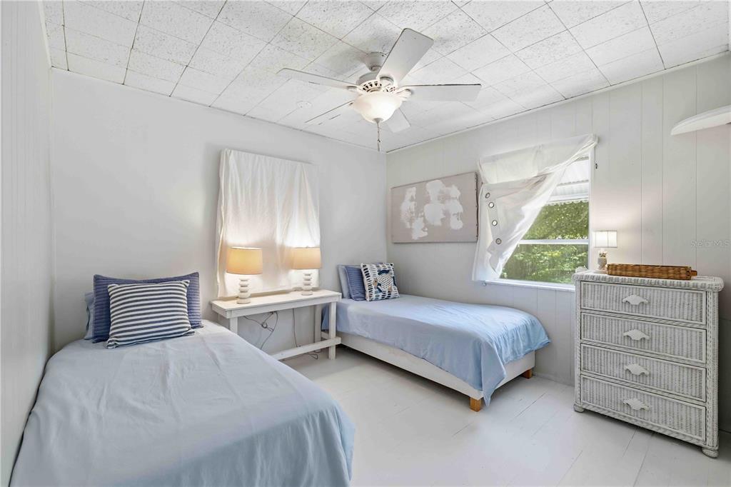 624 Bayshore Road Nokomis, FL 34275 - Photo 33 of 73