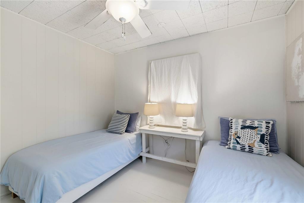 624 Bayshore Road Nokomis, FL 34275 - Photo 34 of 73