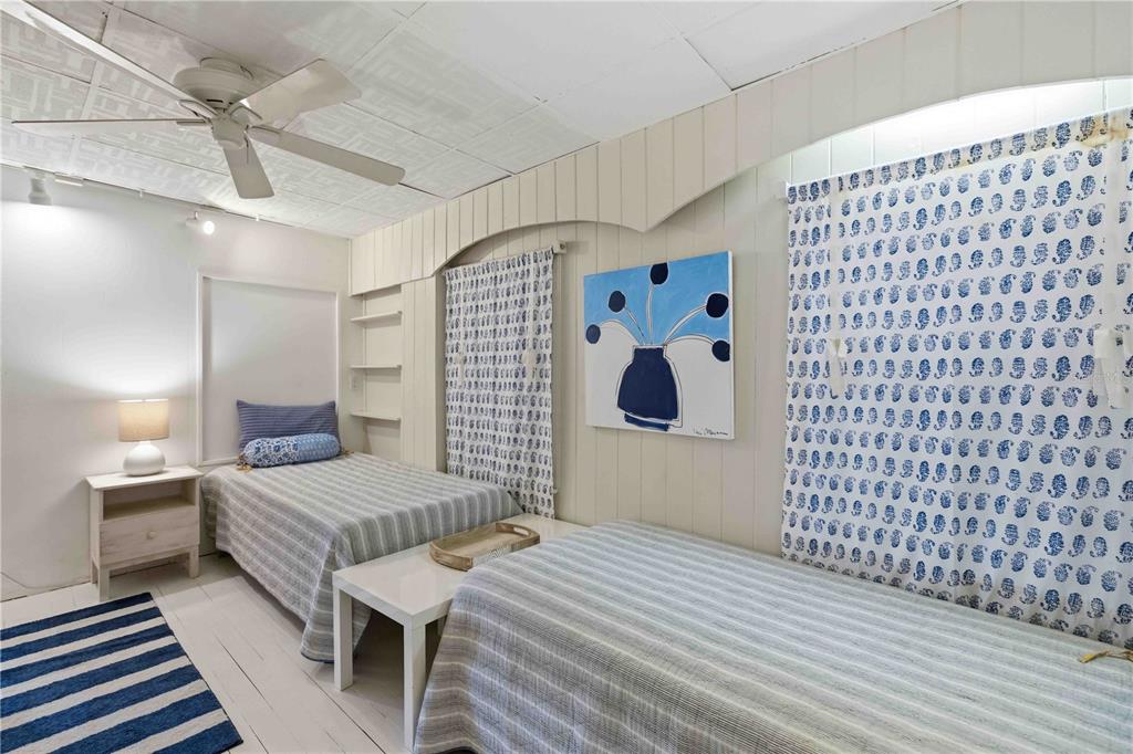 624 Bayshore Road Nokomis, FL 34275 - Photo 36 of 73