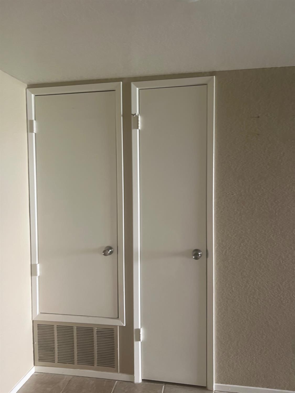 1545 Pyrenees Avenue, Unit 30 Stockton, CA 95210 - Photo 22 of 28 a bathroom with a glass shower door