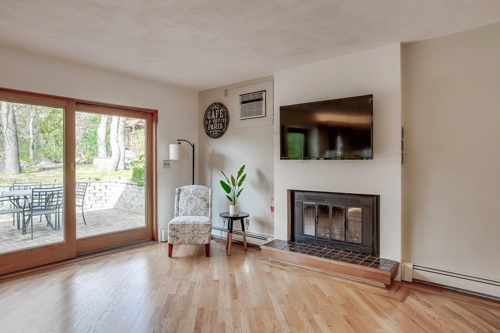 2 Collins Road Wakefield, MA 01880 - Photo 16 of 34 Gallery Image 16
