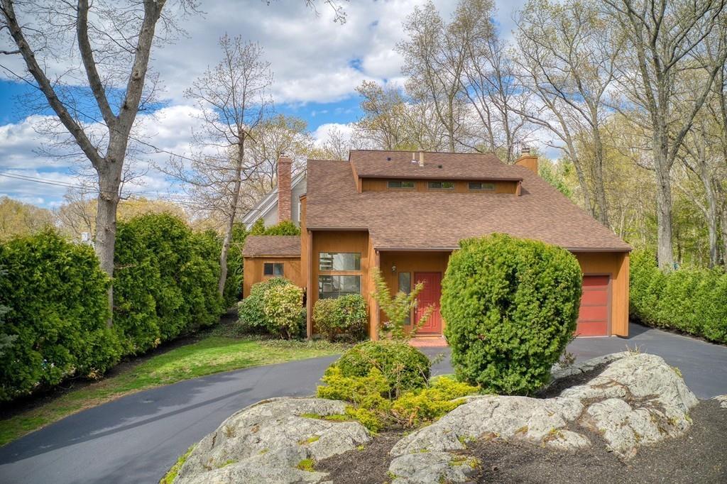 2 Collins Road Wakefield, MA 01880 - Photo 3 of 34 Gallery Image 3