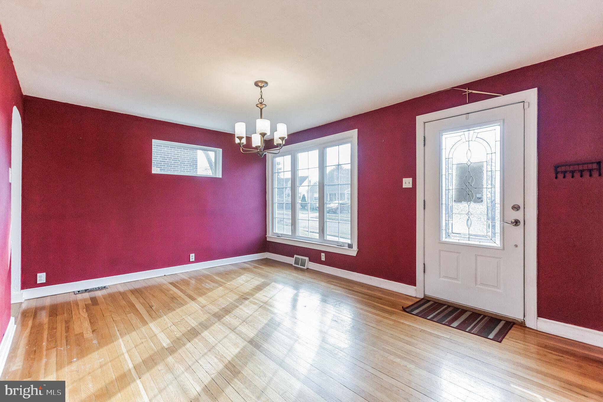 1541 Sycamore Street Haddon Heights, NJ 08035 - Photo 4 of 28