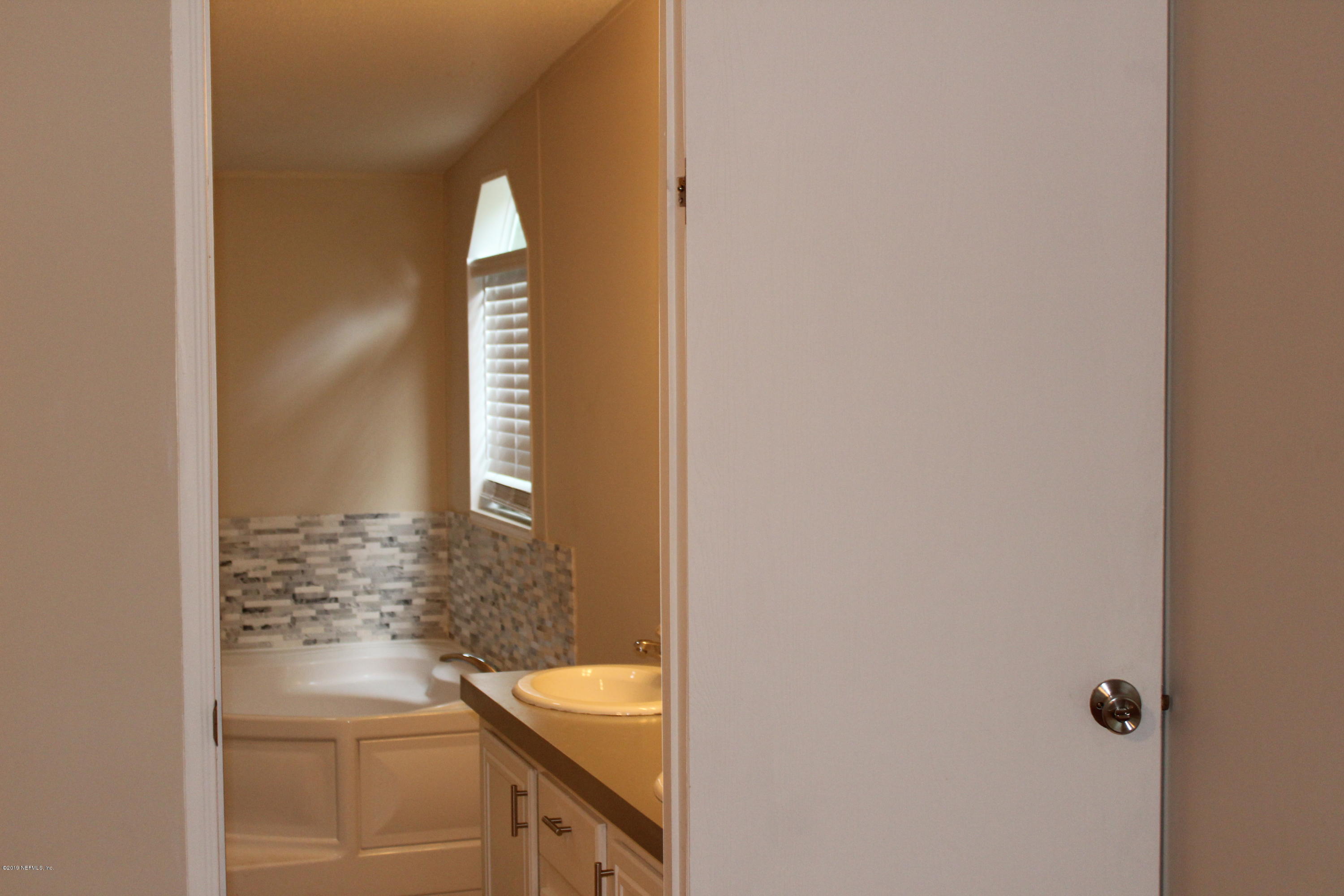 1539 Jr Road Jacksonville, FL 32218 - Photo 20 of 44 IMG_1926