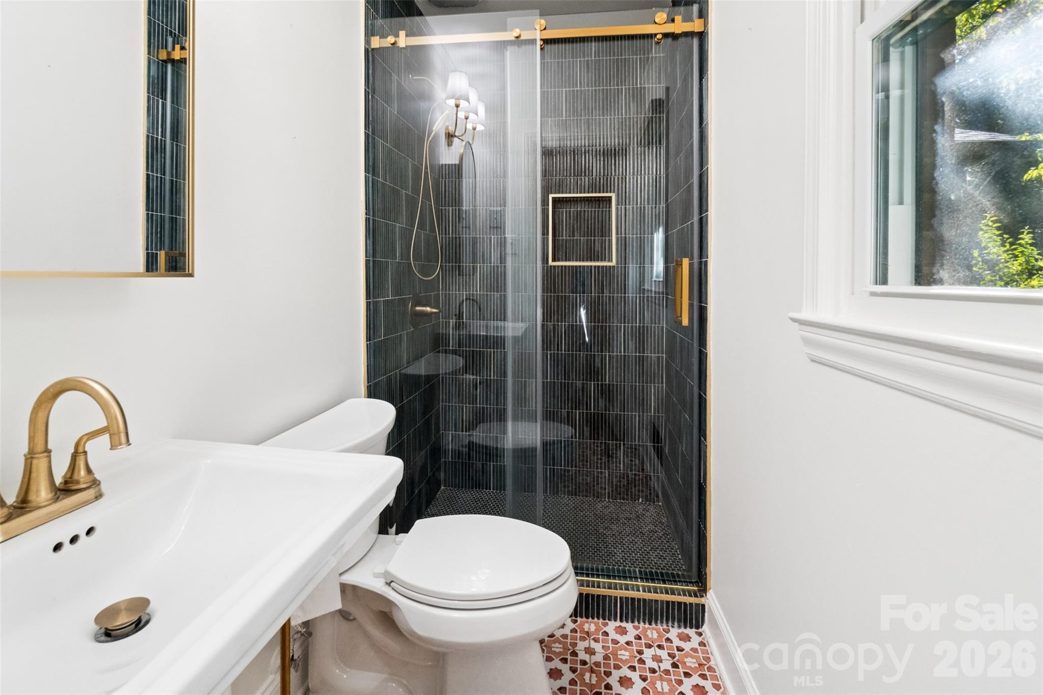 4200 Murrayhill Road Charlotte, NC 28209 - Photo 21 of 25 Gallery Image 21